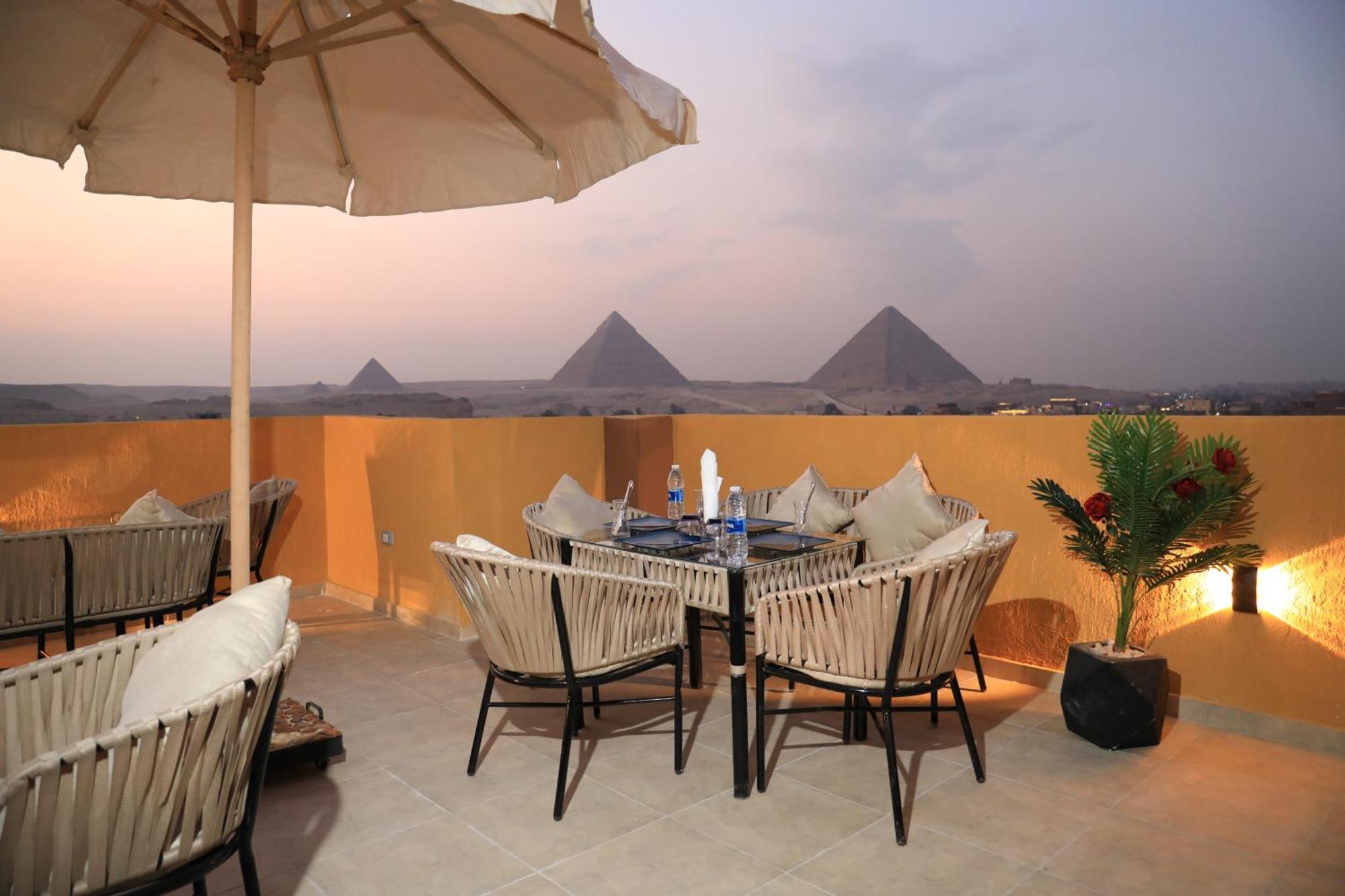 Pyramids Heart Hotel Kafrat al Jabal Exterior foto
