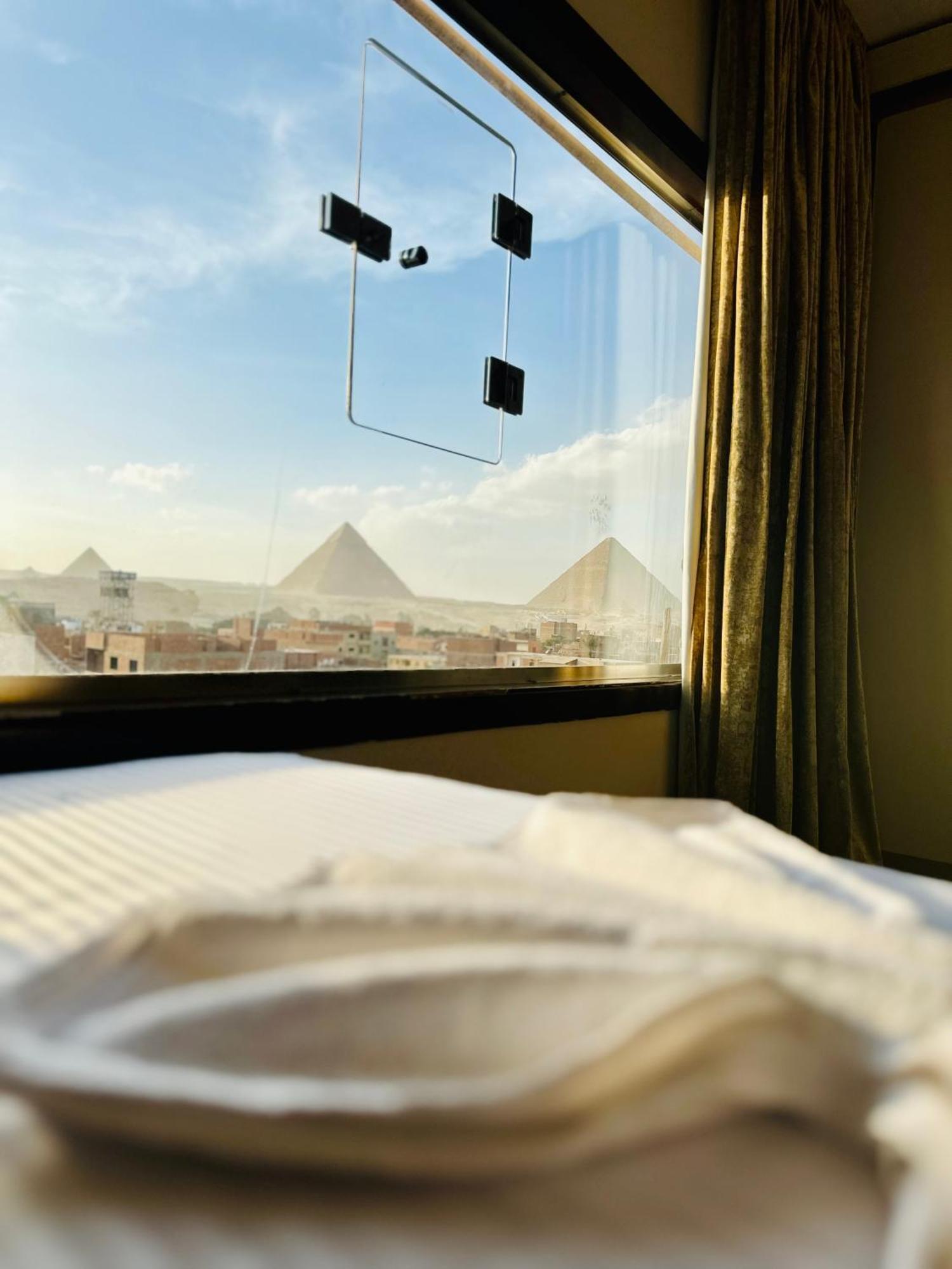 Pyramids Heart Hotel Kafrat al Jabal Exterior foto